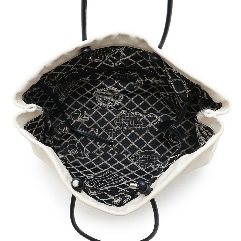 シャネル トートバッグ エッセンシャル トートGM A46882 CHANEL ロゴ 