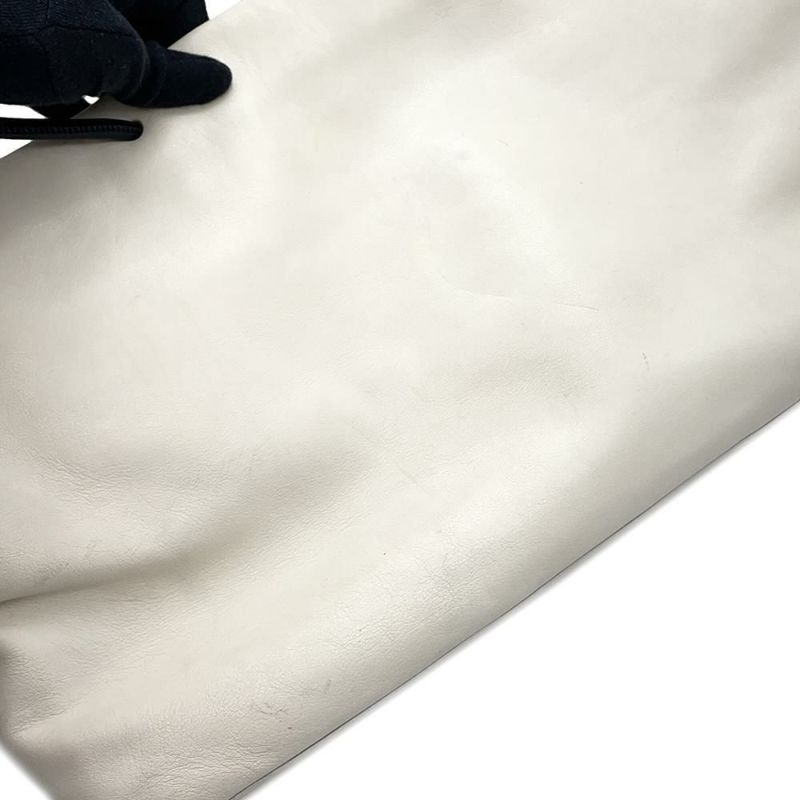 シャネル トートバッグ エッセンシャル トートGM A46882 CHANEL ロゴ ショルダーバッグ 白