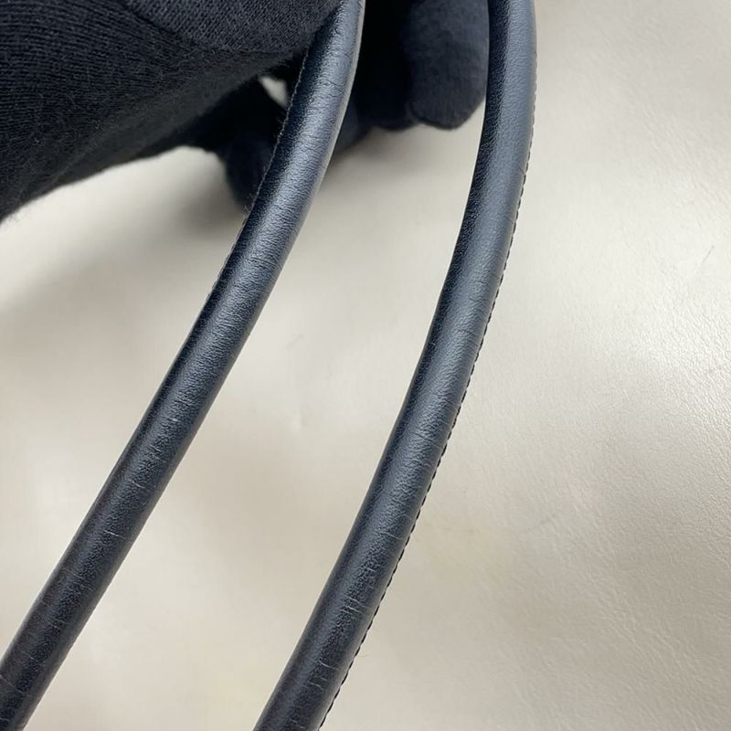 シャネル トートバッグ エッセンシャル トートGM A46882 CHANEL ロゴ ショルダーバッグ 白