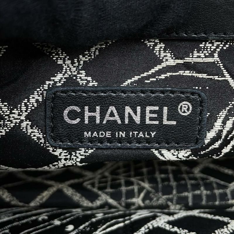 シャネル トートバッグ エッセンシャル トートGM A46882 CHANEL ロゴ ショルダーバッグ 白