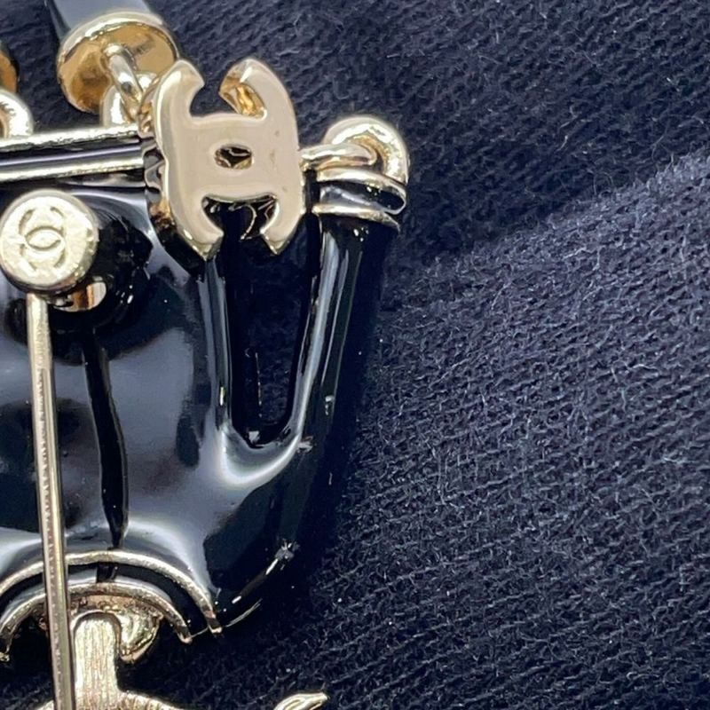 シャネル ブローチ ココマーク ライオンモチーフ カメリア ラインストーン フェイクパール AB7908 CHANEL アクセサリー 黒