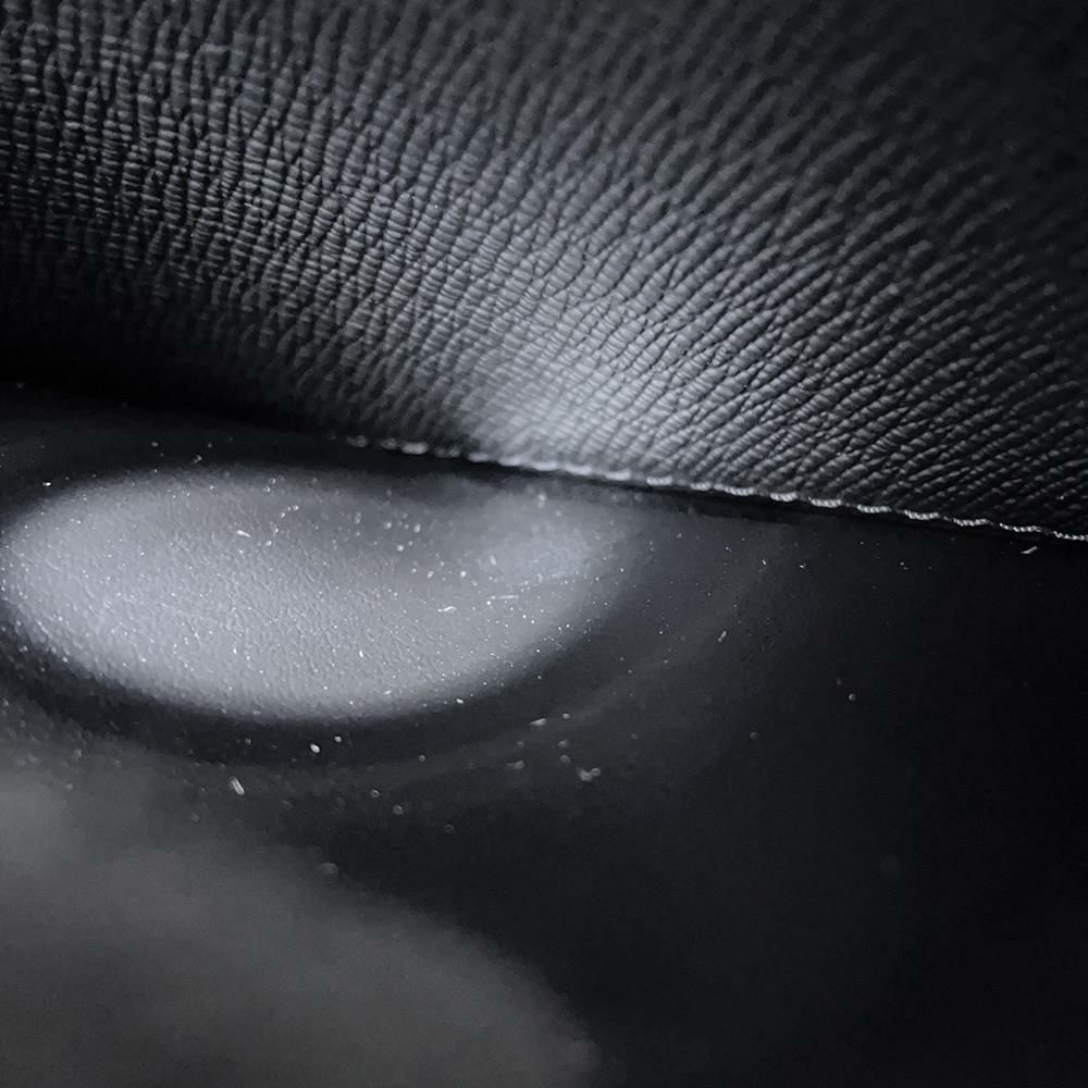 ルイヴィトン 長財布 モノグラム・エクリプス ポルトフォイユ・ブラザ M61697 LOUIS VUITTON ブラック 黒