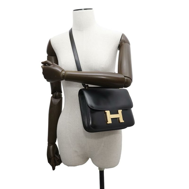 エルメス ショルダーバッグ コンスタンス23 ブラック/ゴールド金具 ボックスカーフ 〇W刻印 黒