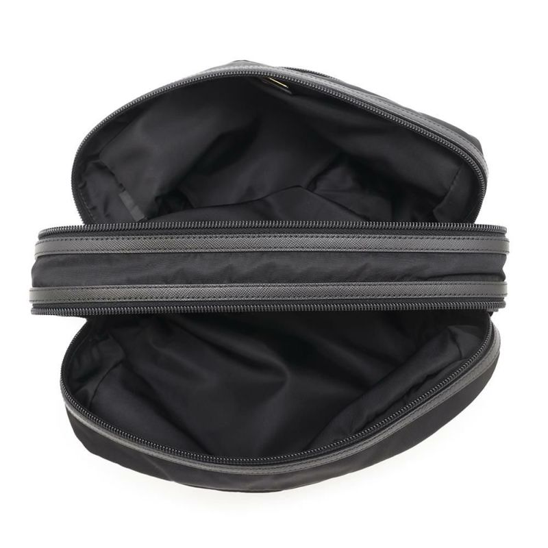 プラダ ポーチ Re-Nylon トラベルポーチ ナイロン 2NA030 PRADA 小物入れ 黒 旅行