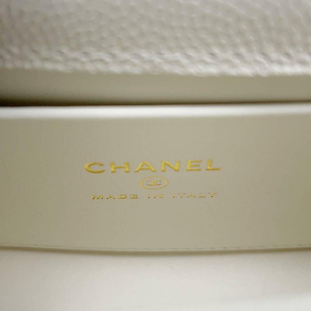 シャネル ハンドバッグ ココハンドル マトラッセ マイクロ キャビアスキン AP4245 CHANEL 2wayチェーンショルダーバッグ 白