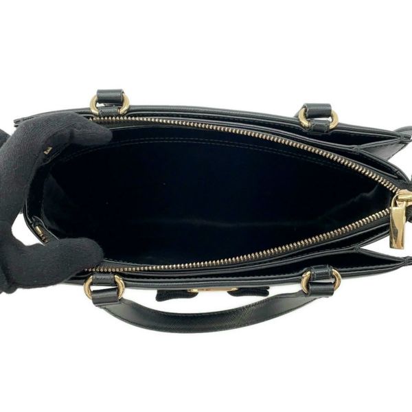 フェラガモ ショルダーバッグ ヴァラ レザー Ferragamo 2wayハンドバッグ 黒