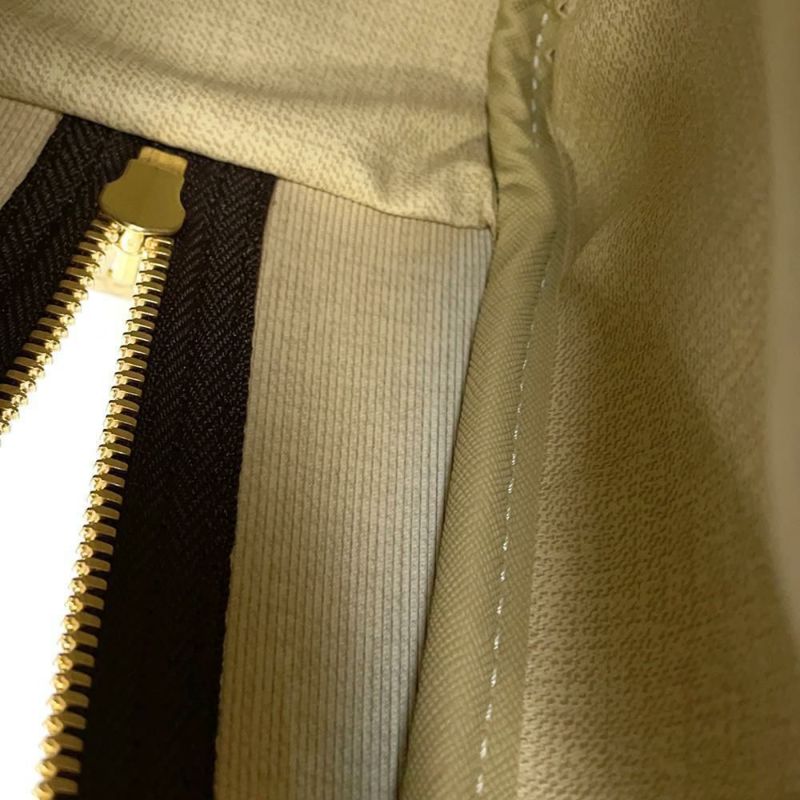 ルイヴィトン ハンドバッグ モノグラム トゥルーヴィル M42228 LOUIS VUITTON