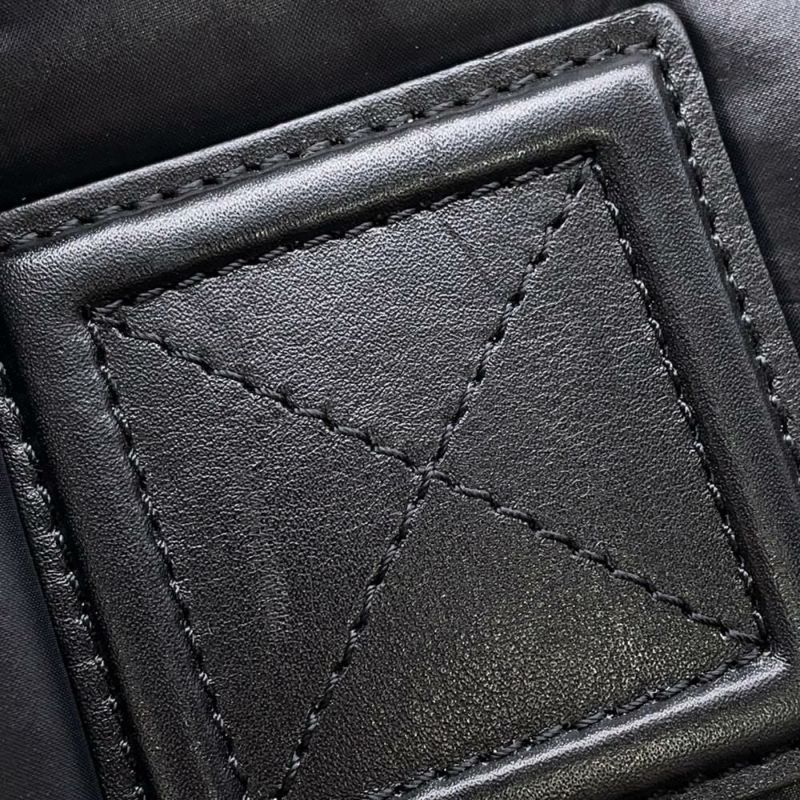 シャネル ハンドバッグ コココクーン マトラッセ ココマーク A48619 CHANEL バッグ ミニボストンバッグ 黒