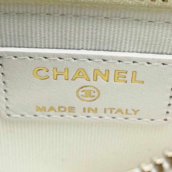 シャネル カードケース クラシック マトラッセ ココマーク キャビアスキン AP2570 CHANEL コインケース 白