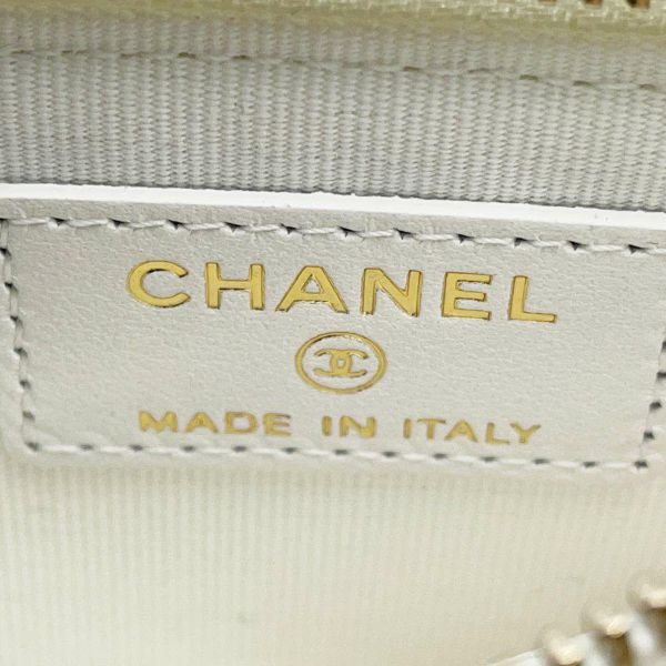 シャネル カードケース クラシック マトラッセ ココマーク キャビアスキン AP2570 CHANEL コインケース 白