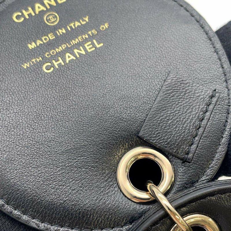 シャネル ネームタグ マトラッセ ココマーク ラムスキン CHANEL ノベルティ 黒