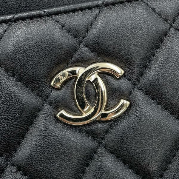 シャネル クラッチバッグ マトラッセ ココマーク CHANEL 黒