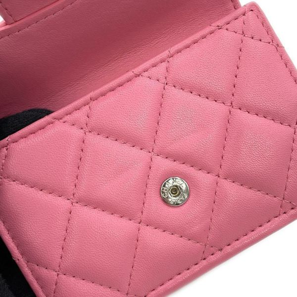 シャネル 三つ折り財布 マトラッセ ココマーク クラシック スモール フラップ ウォレット AP0230 CHANEL