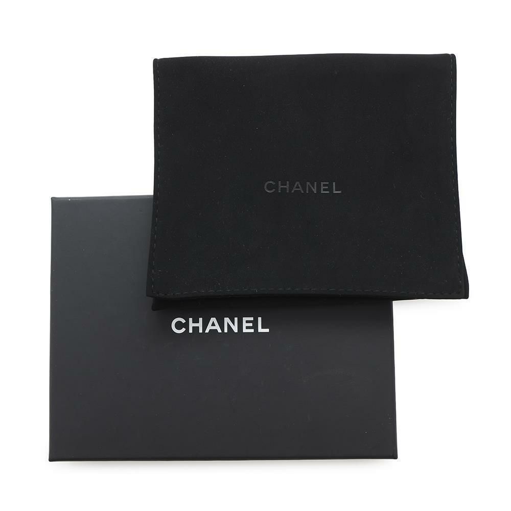 シャネル 三つ折り財布 マトラッセ ココマーク クラシック スモール フラップ ウォレット AP0230 CHANEL 黒