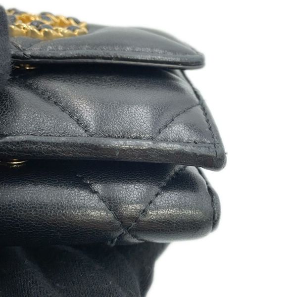 シャネル 三つ折り財布 キルティング ココマーク シャネル19 スモール