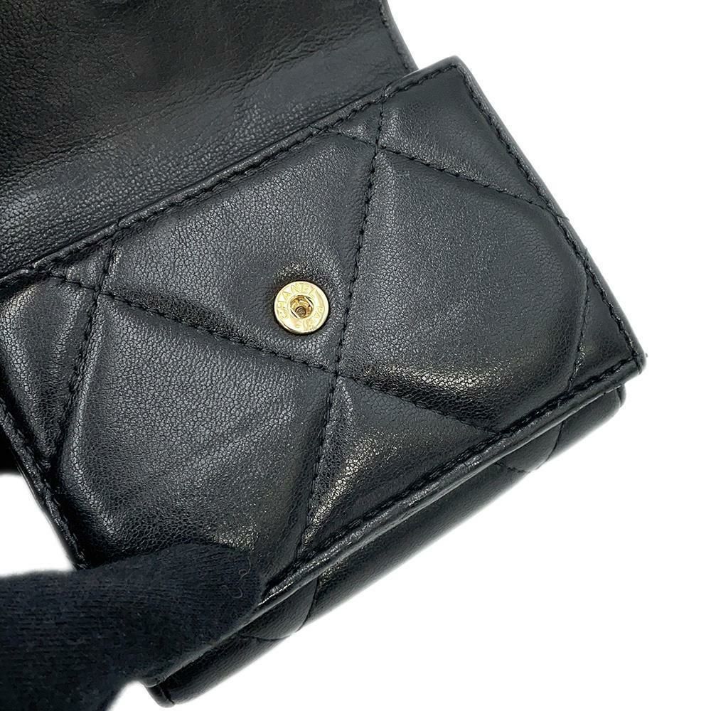 シャネル 三つ折り財布 キルティング ココマーク シャネル19 スモール フラップ ウォレット ラムスキン AP1789 CHANEL 黒