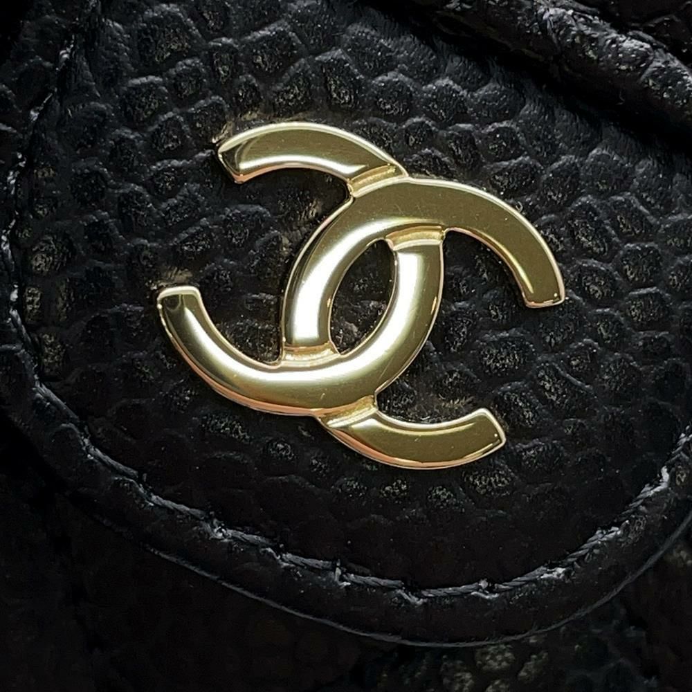シャネル 三つ折り財布 クラシック スモール フラップ ウォレット キャビアスキン AP0231 CHANEL 黒
