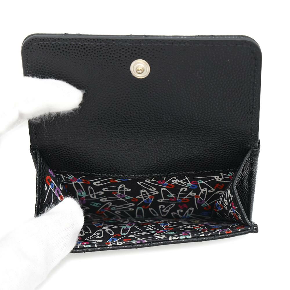 シャネル 三つ折り財布 マトラッセ ココマーク コンパクトウォレット キャビアスキン AP4084 CHANEL 財布 黒