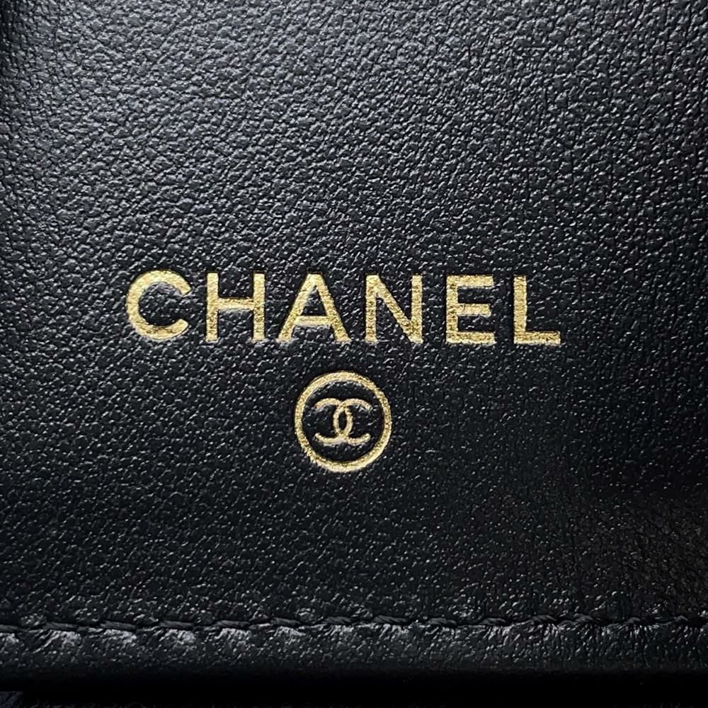 シャネル 三つ折り財布 マトラッセ ココマーク コンパクトウォレット キャビアスキン AP4084 CHANEL 財布 黒