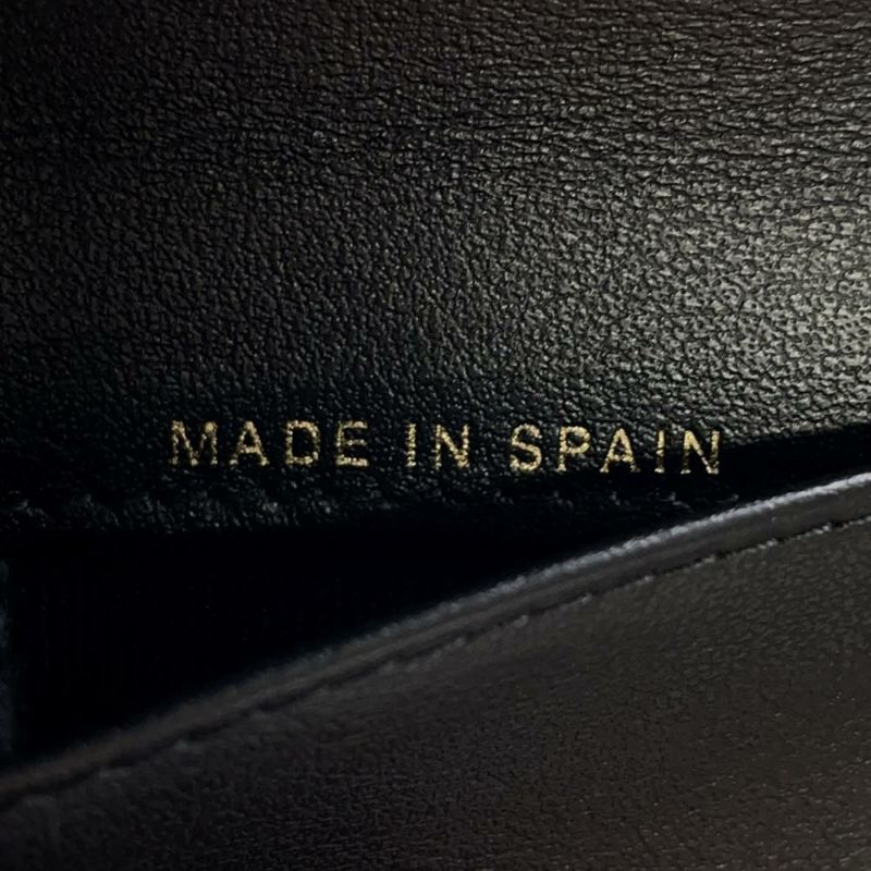 シャネル 三つ折り財布 マトラッセ ココマーク スモール フラップ ウォレット キャビアスキン AP3518 CHANEL 黒