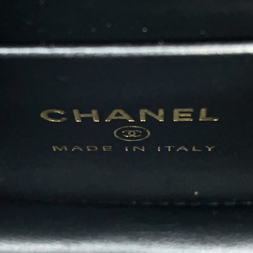 シャネル チェーンショルダーバッグ ココハンドル マトラッセ マイクロ キャビアスキン AP4245 CHANEL 2way 黒