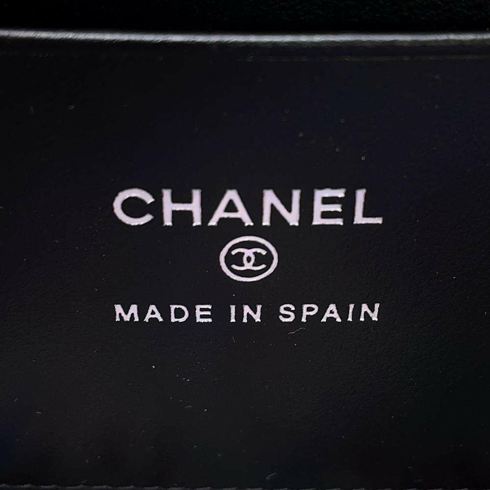 シャネル コインケース マトラッセ ココマーク キャビスキン AP4332 CHANEL 財布 黒