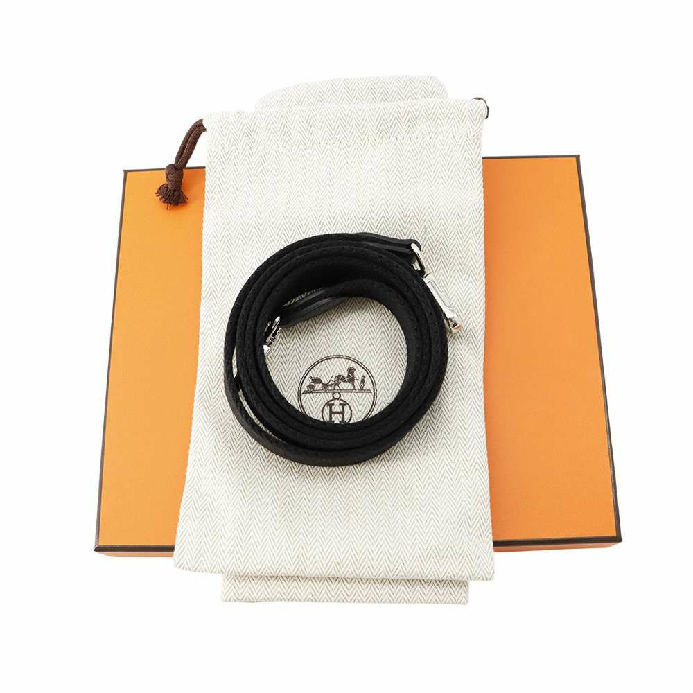 エルメス ショルダーバッグ エブリンTPM ブラック/シルバー金具 トリヨンクレマンス K刻印 黒