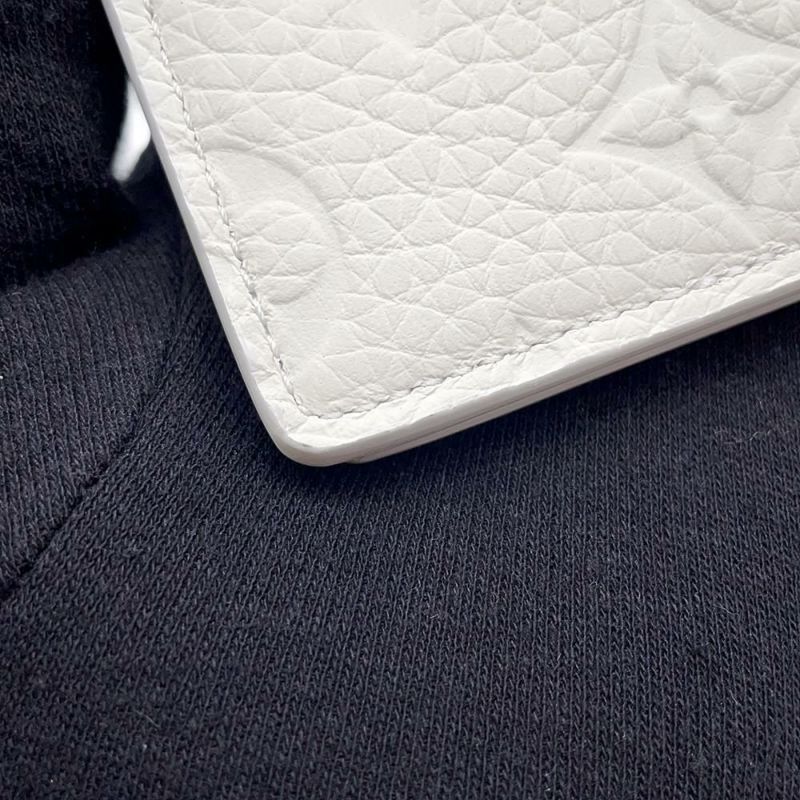 ルイヴィトン カードケース モノグラム トリヨンレザー オーガナイザー・ドゥ ポッシュ M83070 白