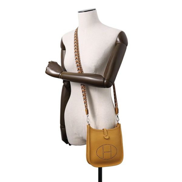 エルメス ショルダーバッグ エブリンTPM マゾン サングル アレグロ セサミ/ホワイト/ブラック/シルバー金具 トリヨンクレマンス U刻印 HERMES