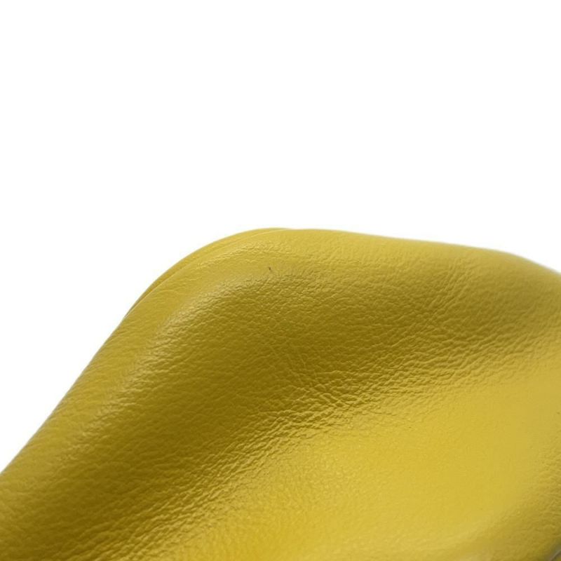 プラダ クラッチバッグ トライアングル レザー 2NE054 PRADA バッグ