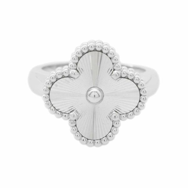 ヴァンクリーフ&アーペル リング ヴィンテージ アルハンブラ リング ギヨシェ K18WG リングサイズ47 VCARP9XI47 指輪