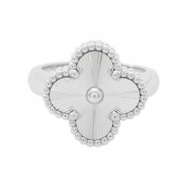 ヴァンクリーフ&アーペル リング ヴィンテージ アルハンブラ リング ギヨシェ K18WG リングサイズ47 VCARP9XI47 指輪