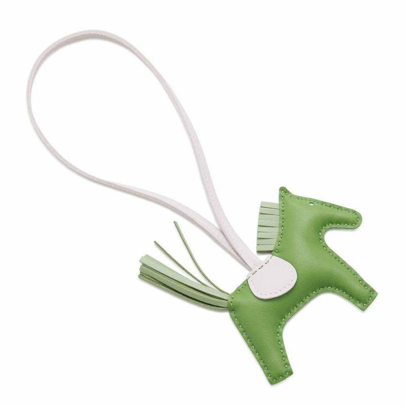 エルメス バッグチャーム ロデオ PM ヴェールユッカ/ヴェールクリケット/モーヴペール ラムスキン B刻印 HERMES チャーム