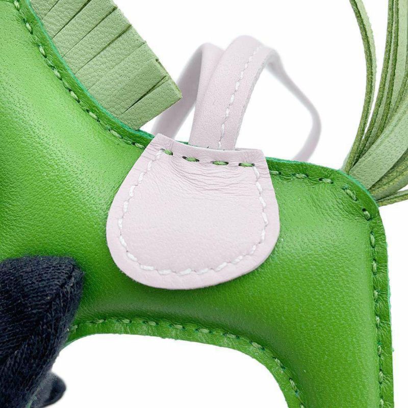 エルメス バッグチャーム ロデオ PM ヴェールユッカ/ヴェールクリケット/モーヴペール ラムスキン B刻印 HERMES チャーム