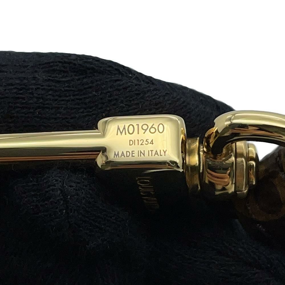 ルイヴィトン キーホルダー モノグラム ドラゴンヌ・LVループ M01960 LOUIS VUITTON