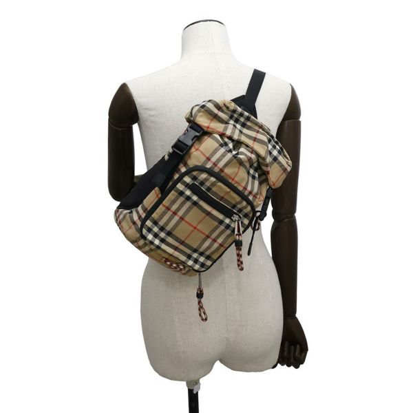 バーバリー ボディバッグ ノバチェック ナイロン 8013645 BURBERRY バッグ 黒