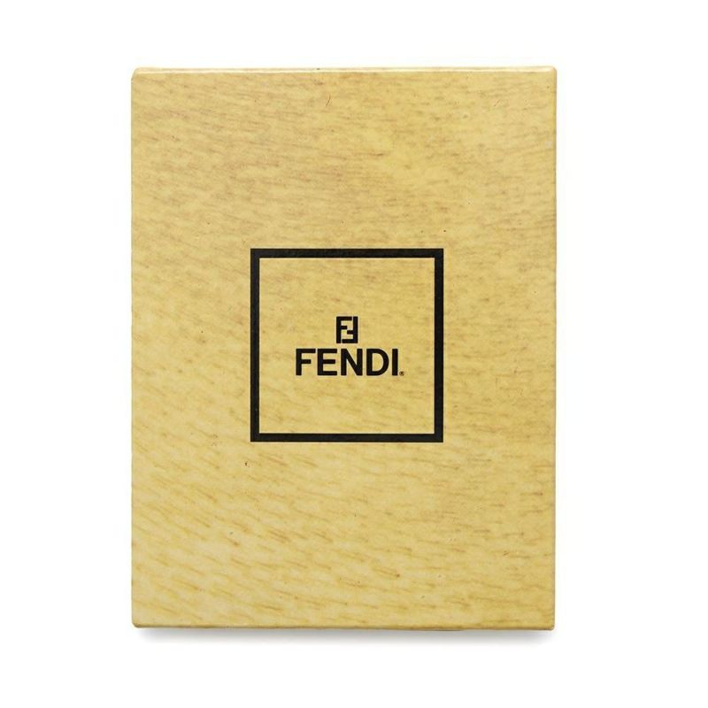 フェンディ 二つ折り財布 ズッカ柄 総柄 コンパクト ジップウォレット レザー FENDI