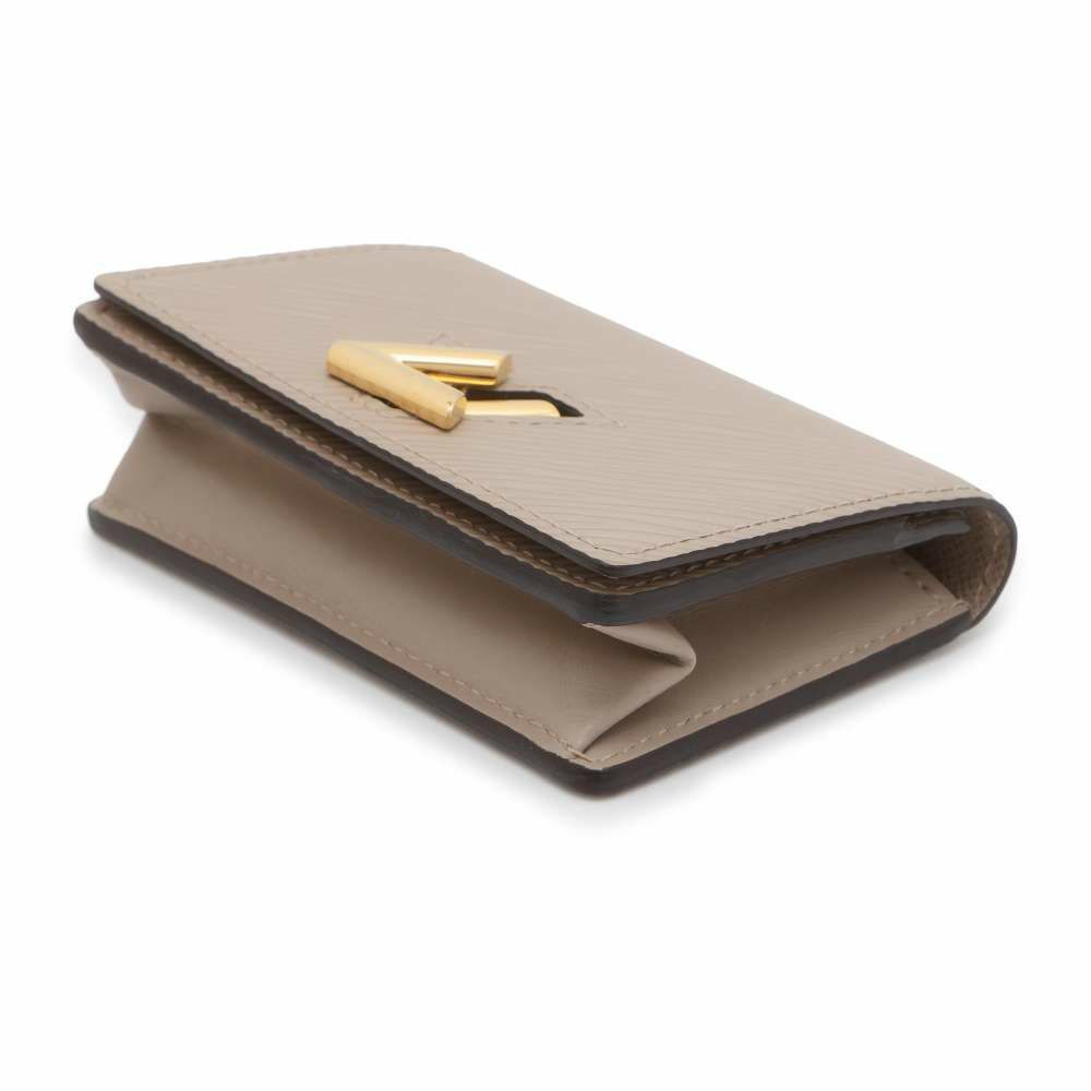 ルイヴィトン カードケース エピ ツイスト・ミュルティカルト M68757 ヴィトン 財布