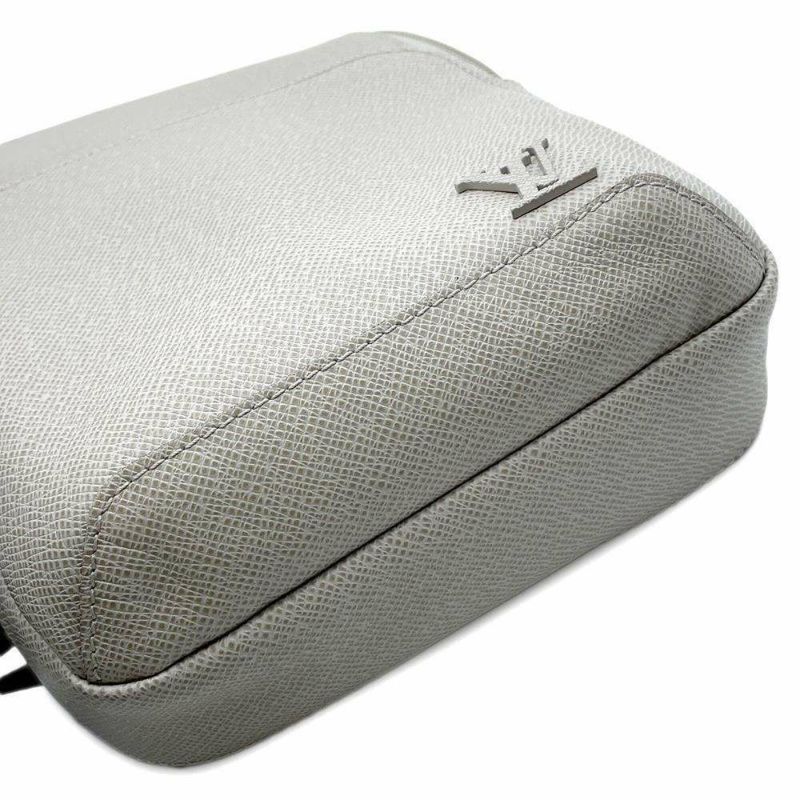 ルイヴィトン ボディバッグ タイガ アヴェニュー・スリングバッグ M30803 LOUIS VUITTON