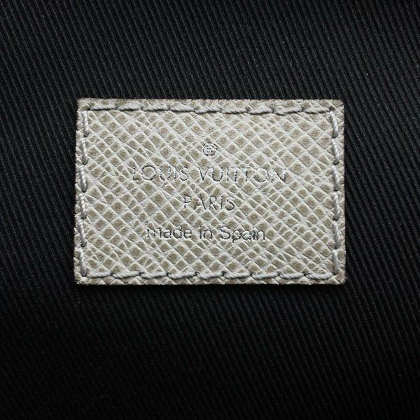 ルイヴィトン ボディバッグ タイガ アヴェニュー・スリングバッグ M30803 LOUIS VUITTON