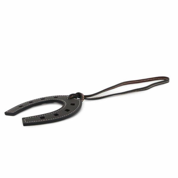 エルメス チャーム パドック シュバル エベンヌ/ルージュアッシュ スイフト HERMES 馬蹄モチーフ ホースシュー