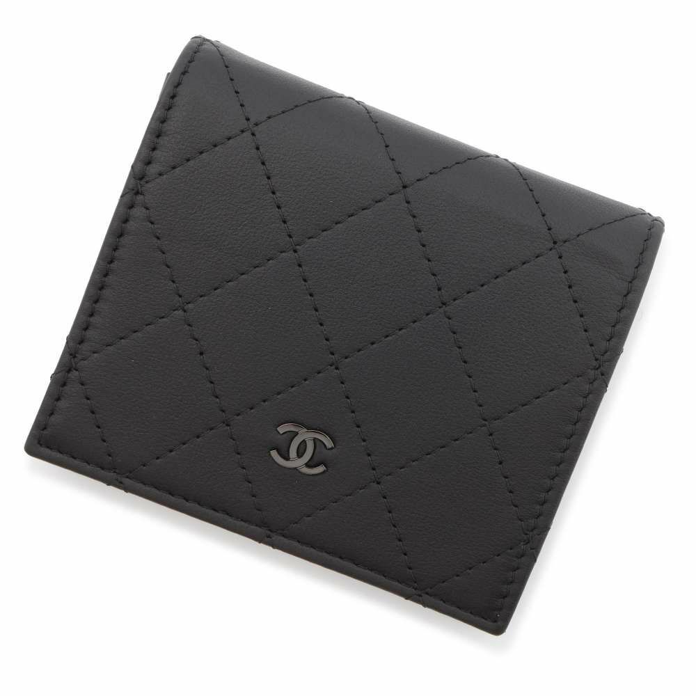 CHANEL 二つ折り財布 黒 レザー