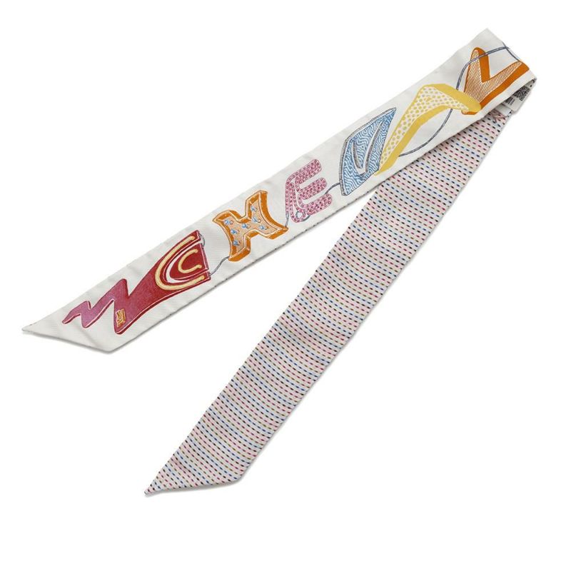 エルメス スカーフ ツイリー シュヴァロスコープ ネオン ポワンティエ 刺繍 シルク HERMES 2023春夏