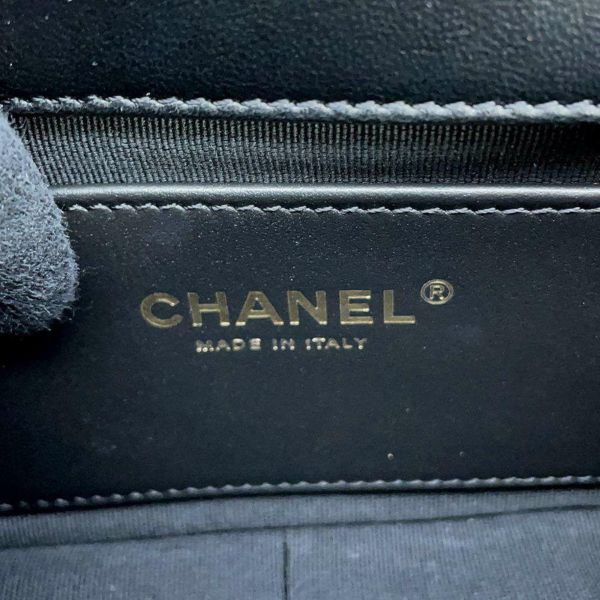 シャネル チェーンショルダーバッグ ミニフラップ マトラッセ ココマーク レザー AS4780 CHANEL 黒