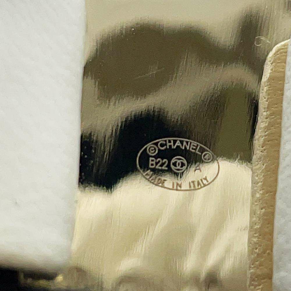 シャネル ヘアゴム シュシュ ココマーク ラムスキン CHANEL ヘアアクセサリー 白