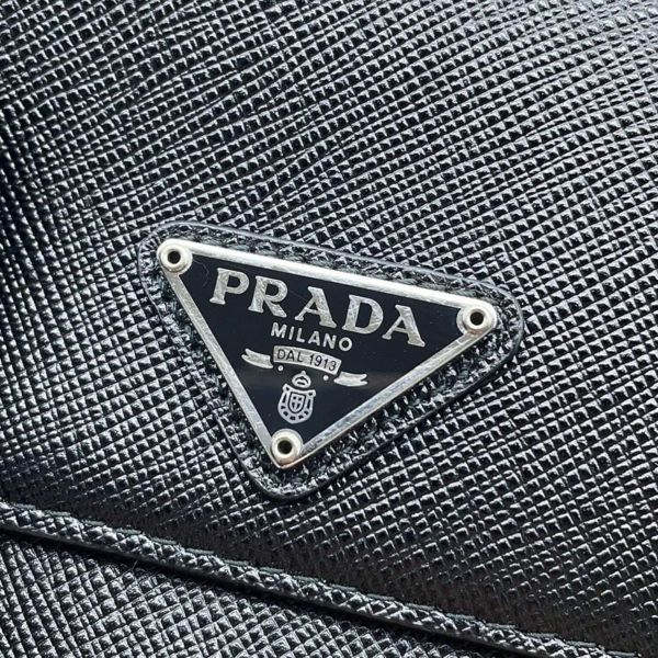 プラダ スマートフォンホルダー サフィアーノレザー 2ZH068 PRADA カードホルダー 黒