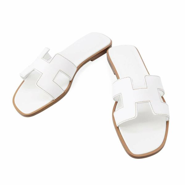 エルメス　サンダル　オラン　白　37センチ 未使用新品♥エルメスHERMES オラン サンダルミュール 37 白