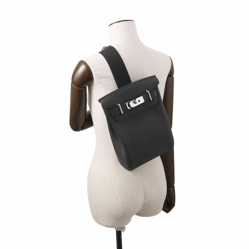 エルメス ボディバッグ ケリー アッカドPM ブラック/シルバー金具 トゴ W刻印 メンズ 黒