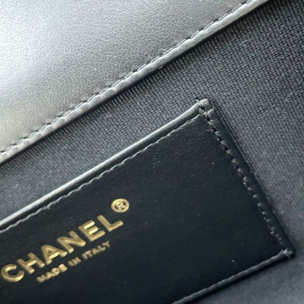 シャネル チェーンショルダーバッグ ココマーク マトラッセ パテント AS4511 CHANEL 黒