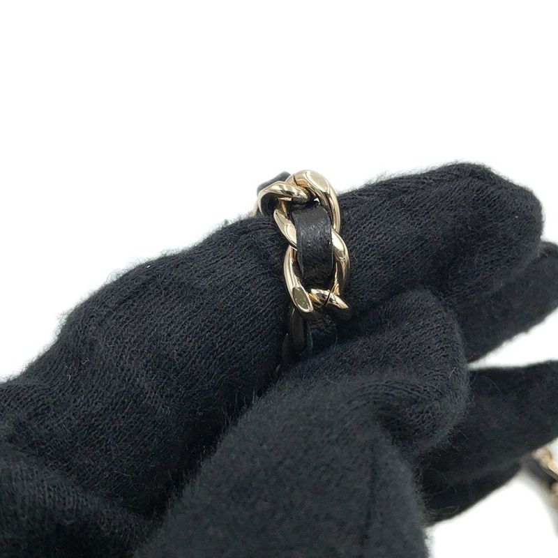 シャネル チェーンショルダーバッグ トップハンドル チェーンクラッチ マトラッセ ココマーク キャビアスキン AP3237 黒